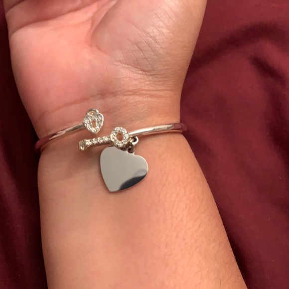 Things Remembered - Silver Bangle - Picture 3 of 5